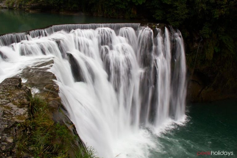 peekholidays-waterfalls in Taiwan